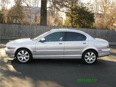 Used Jaguar XType 2005 : $10990