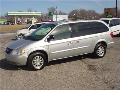 Used Chrysler TownandCountry 2003 : $6888