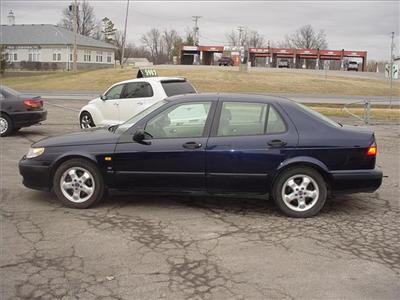 Used Saab 95 1999 : $3288