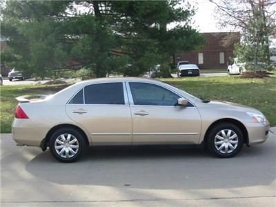 Used Honda Accord 2006 : $9995
