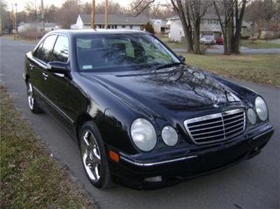 Used Mercedes-Benz EClass 2000 : $9995