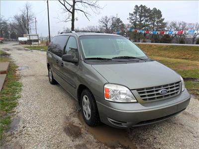 Used Ford Freestar 2004 : $4950