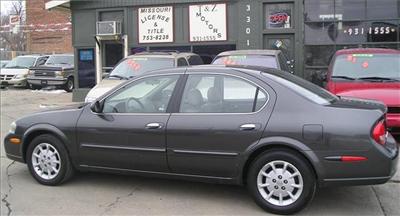 Used Nissan Maxima 2000 : $5995