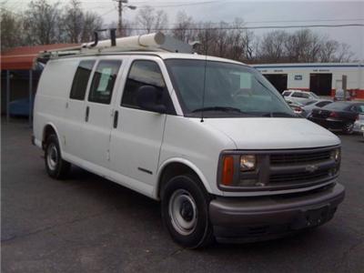 Used Chevrolet Express 2002 : $0