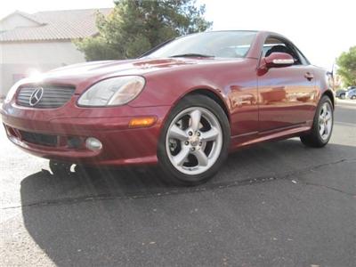Used Mercedes-Benz SLKClass 2004 : $15750