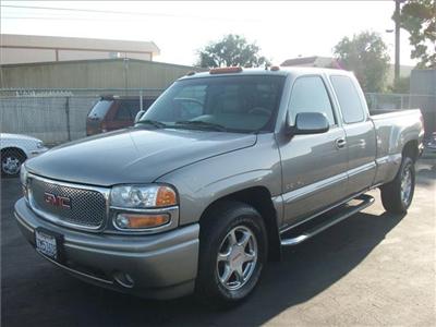 Used GMC Sierra 2002 : $11995