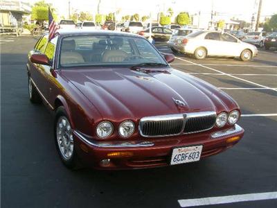 Used Jaguar XJ8 1999 : $4995