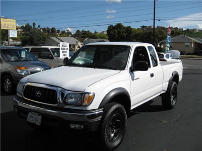 Used Toyota Tacoma 2004 : $12500
