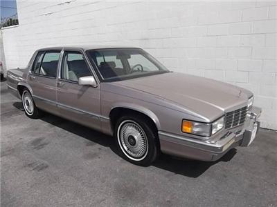 Used Cadillac Deville 1992 : $3495