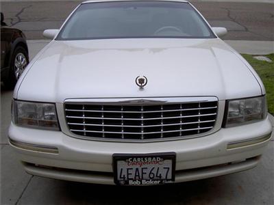 Used Cadillac Deville 1999 : $5500