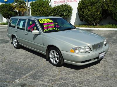 Used Volvo V70 2000 : $6995