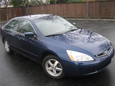 Used Honda Accord 2005 : $9900