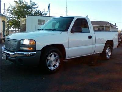 Used GMC Sierra 2005 : $8995