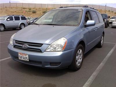 Used Kia Sedona 2006 : $10500