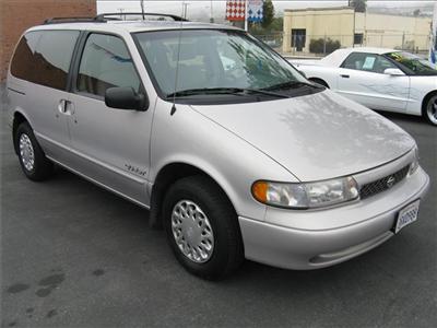 Used Nissan Quest 1996 : $4495