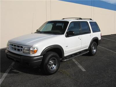 Used Ford Explorer 2000 : $4950