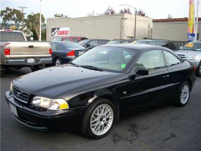 Used Volvo C70 2002 : $9995
