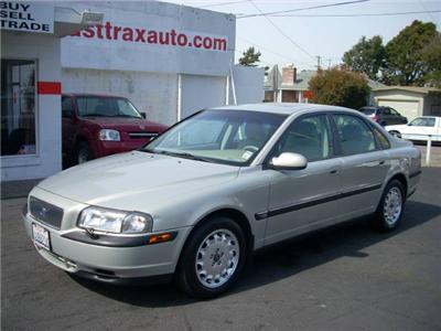 Used Volvo S80 2000 : $7995