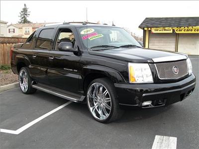 Used Cadillac EscaladeEXT 2005 : $21995