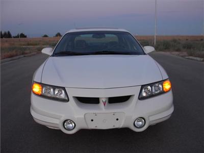 Used Pontiac Bonneville 2001 : $8999