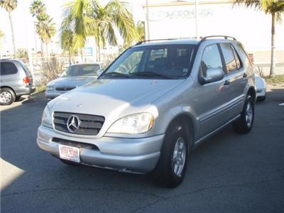 Used Mercedes-Benz MClass 2000 : $8999