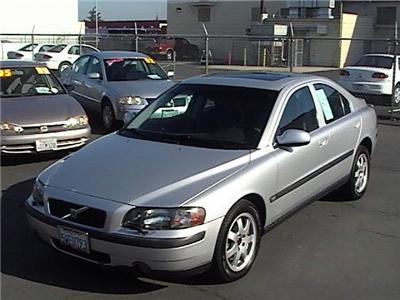 Used Volvo S60 2003 : $8988