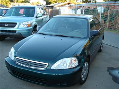 Used Honda Civic 2000 : $3999