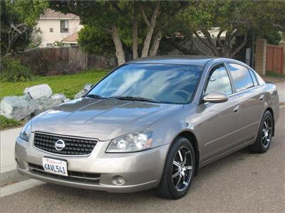 Used Nissan Altima 2005 : $7995