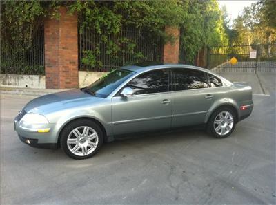 Used Volkswagen Passat 2005 : $9900