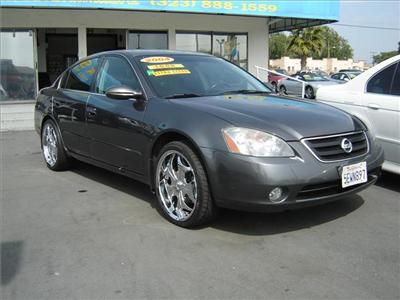 Used Nissan Altima 2004 : $9995