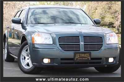 Used Dodge Magnum 2005 : $11995