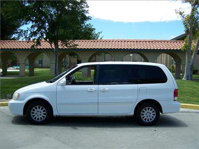 Used Kia Sedona 2002 : $7995