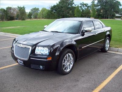 Used Chrysler 300 2008 : $15999