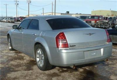 Used Chrysler 300C 2005 : $6995