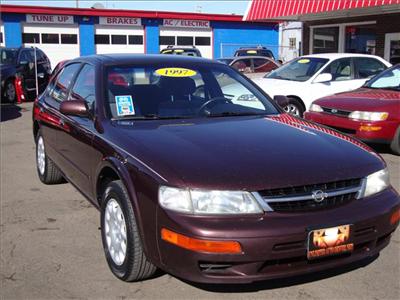 Used Nissan Maxima 1997 : $4999