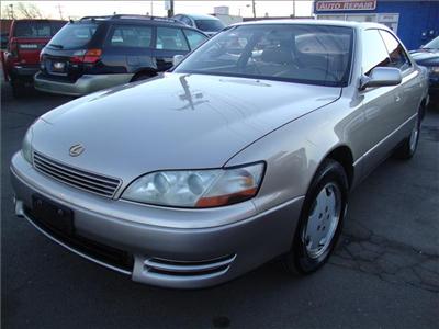 Used Lexus ES300 1994 : $3750