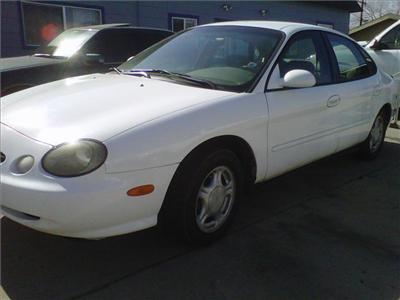 Used Ford Taurus 1998 : $2950