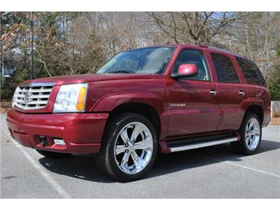 Used Cadillac Escalade 2005 : $21900