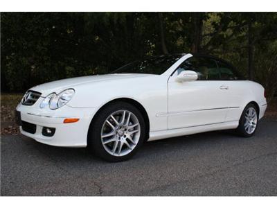 Used Mercedes-Benz CLKClass 2008 : $35900