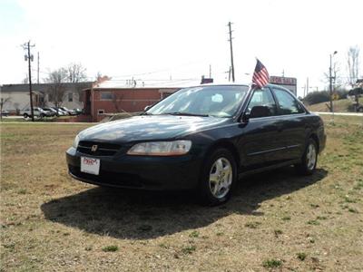 Used Honda Accord 2000 : $5495