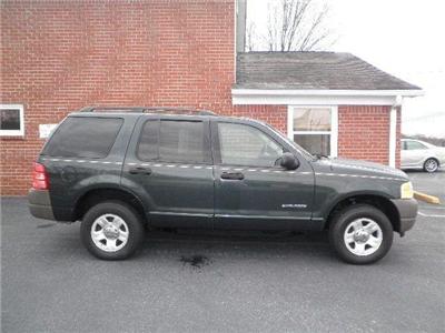 Used Ford Explorer 2002 : $8995