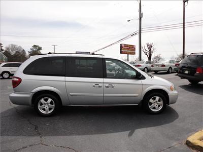 Used Dodge GrandCaravan 2005 : $5995