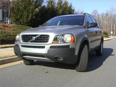 Used Volvo XC90 2004 : $12900