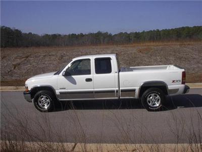 Used Chevrolet Silverado 2002 : $9850