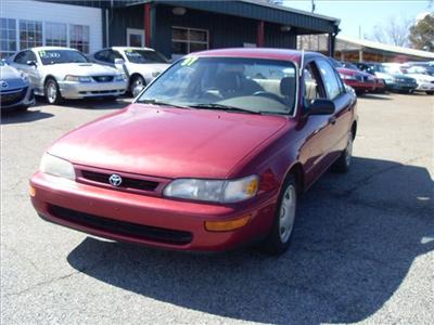 Used Toyota Corolla 1997 : $3900