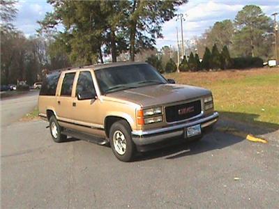 Used GMC Suburban 1999 : $0