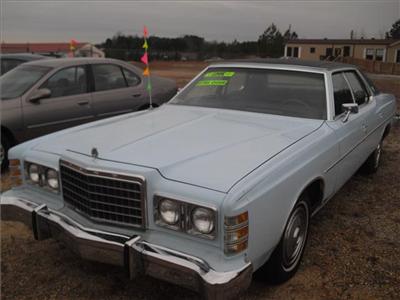 Used Ford LTD 1976 : $4595