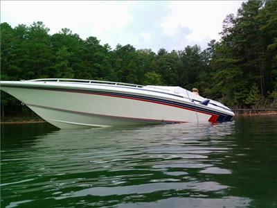 Used Foutain PowerBoat 1999 : $40000