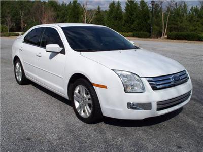 Used Ford Fusion 2007 : $9900