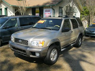 Used Nissan Pathfinder 2001 : $5995